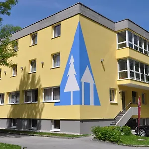 Eduard-heinrich-haus, Hostel Solnohrad